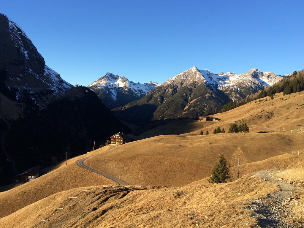 Apartamento Haus Waldrast Elbigenalp Exterior foto
